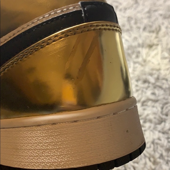 Jordan 1s - Picture 7 of 7